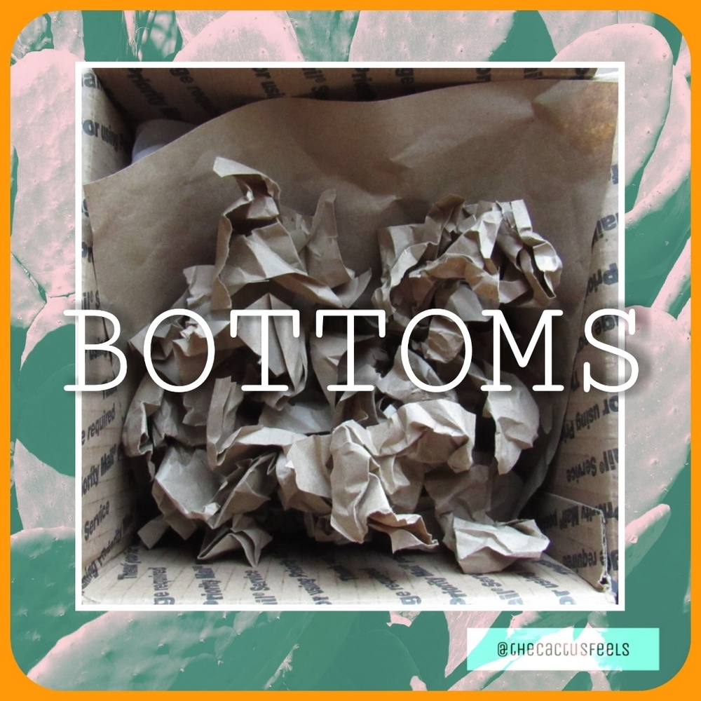 ° BOTTOMS °